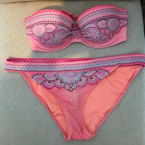 👙Victoria Secret Paisley Bikini👙